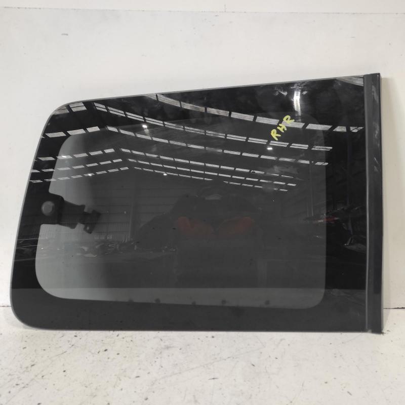 side glass rear right