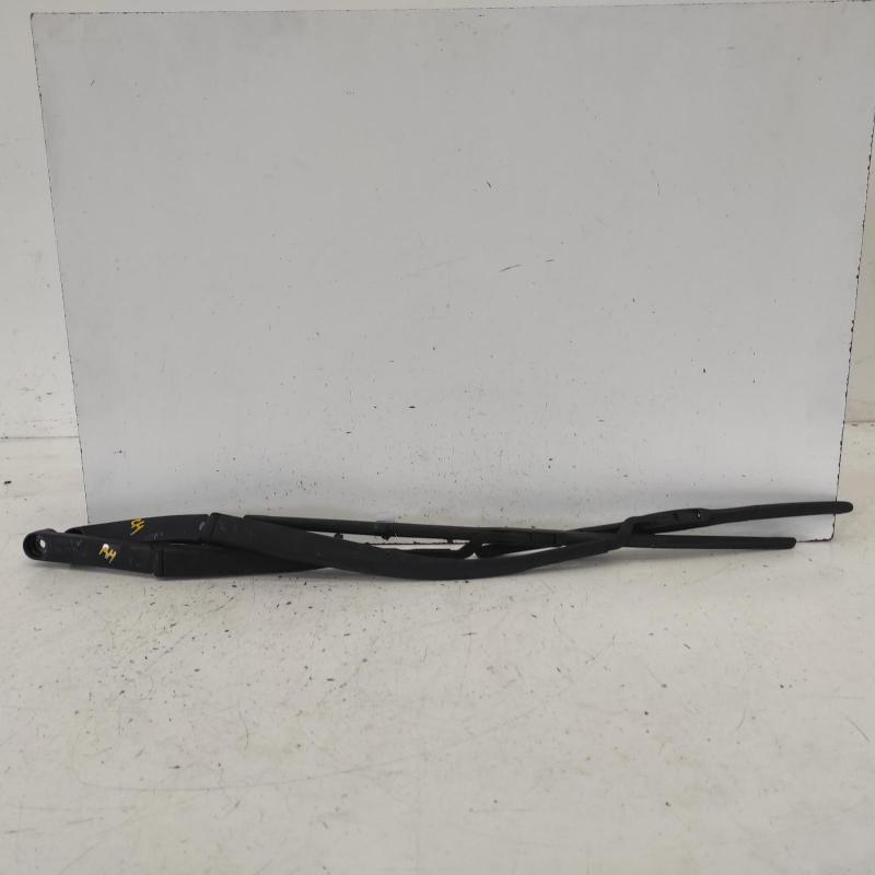 wiper arm