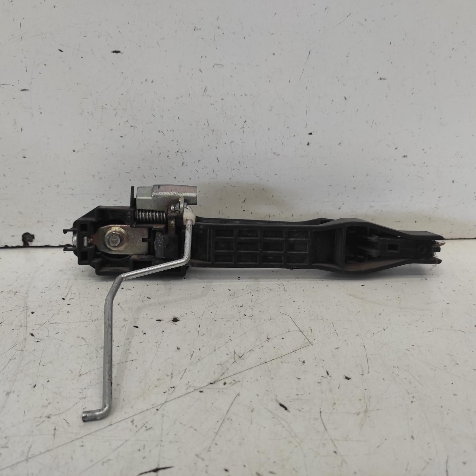 Triton Door Handle 2006-2015 outer,lh front/lh rear,black,ml-mn,07/06-04/15 00021352 #640872