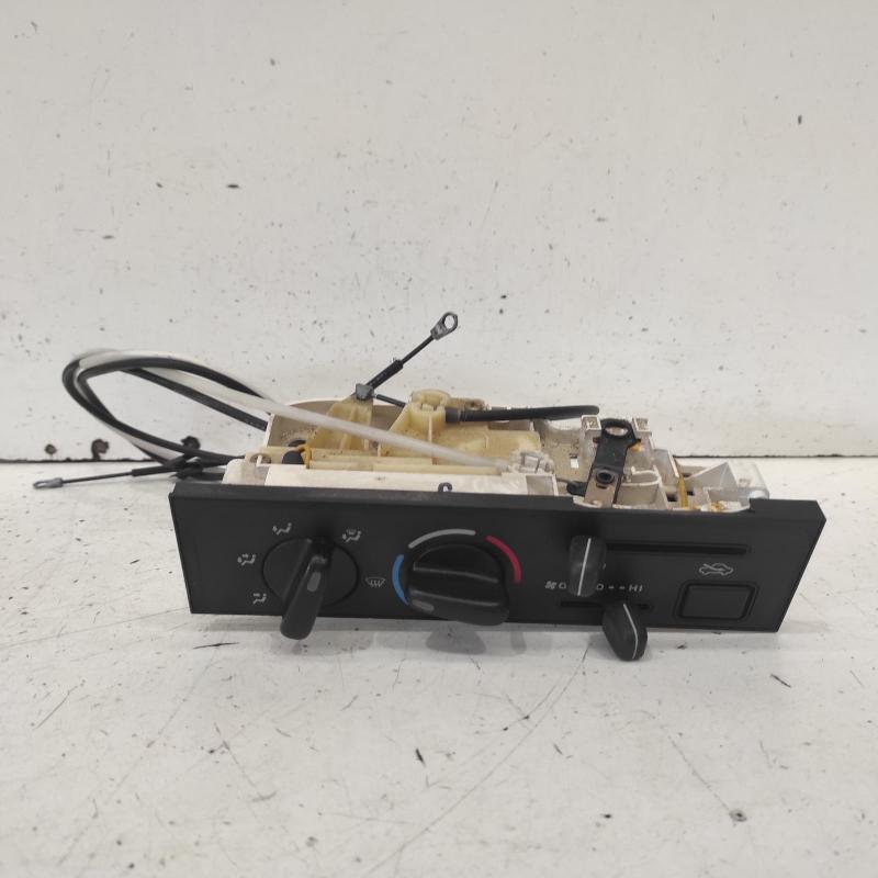 heater/aircon controls