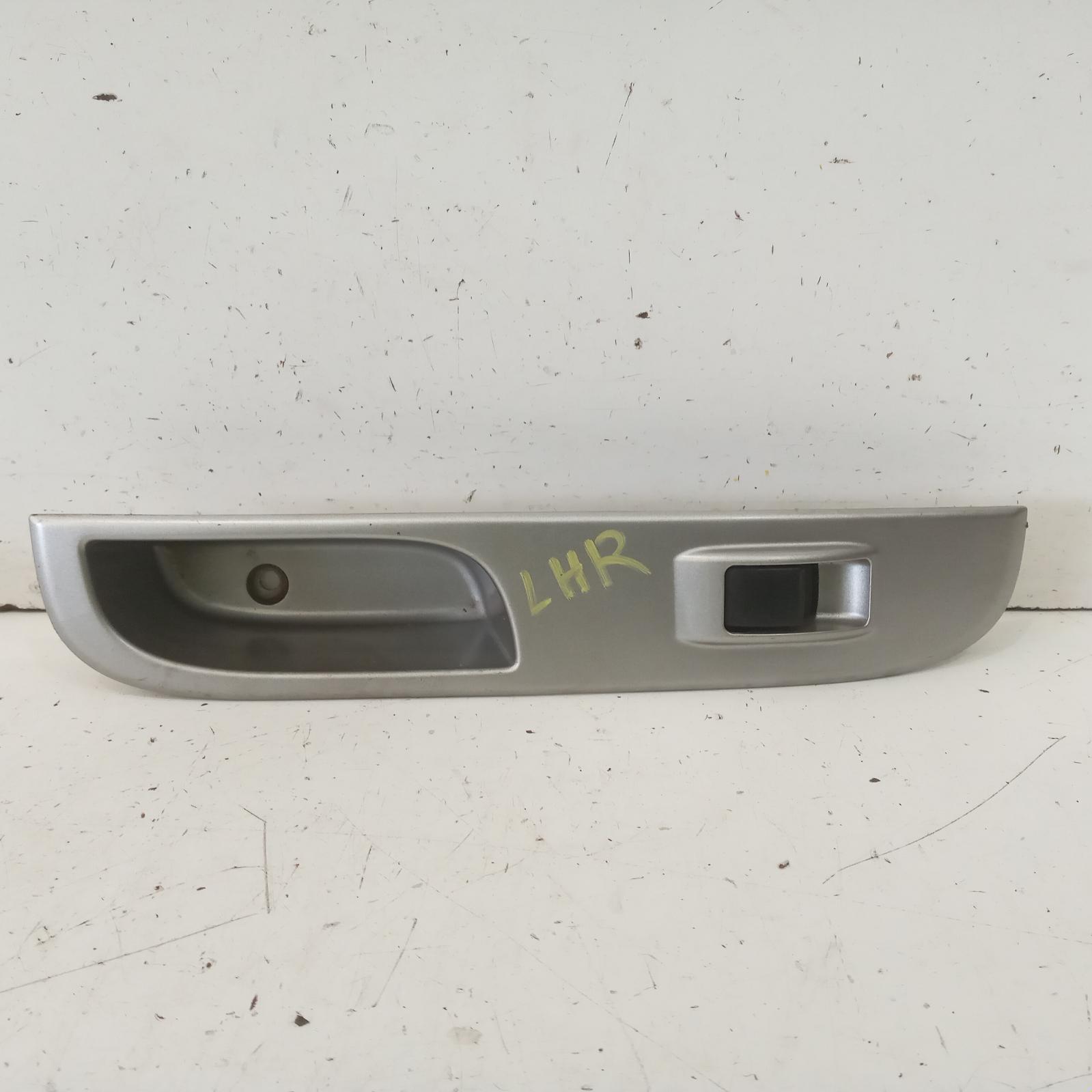 Triton Power Door Window Switch 2006-2015 lh rear,ml-mn,07/06-04/15 00021413 #641148