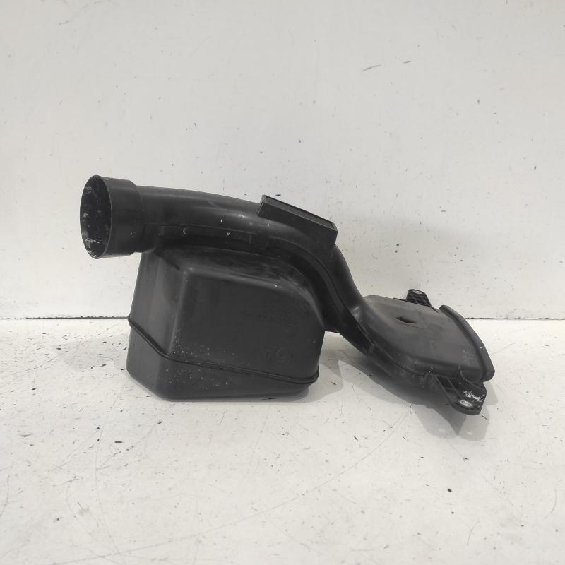 air cleaner duct/hose