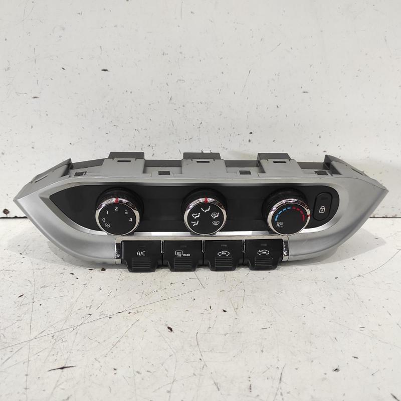 heater/aircon controls