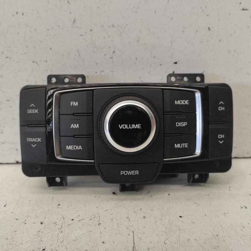 stereo/head unit