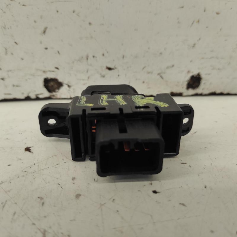 power door window switch