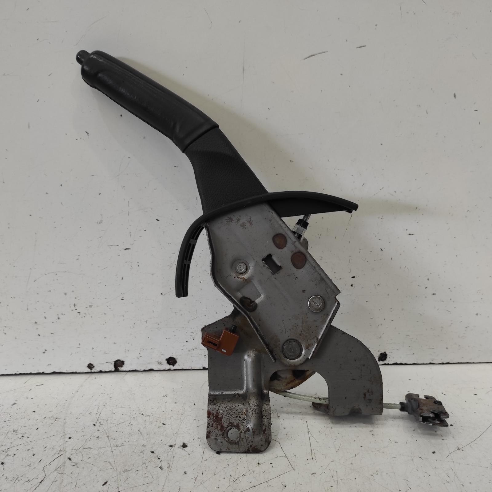 Camry Handbrake Lever 2006-2012 xv40,06/06-02/12 00021040 #643421