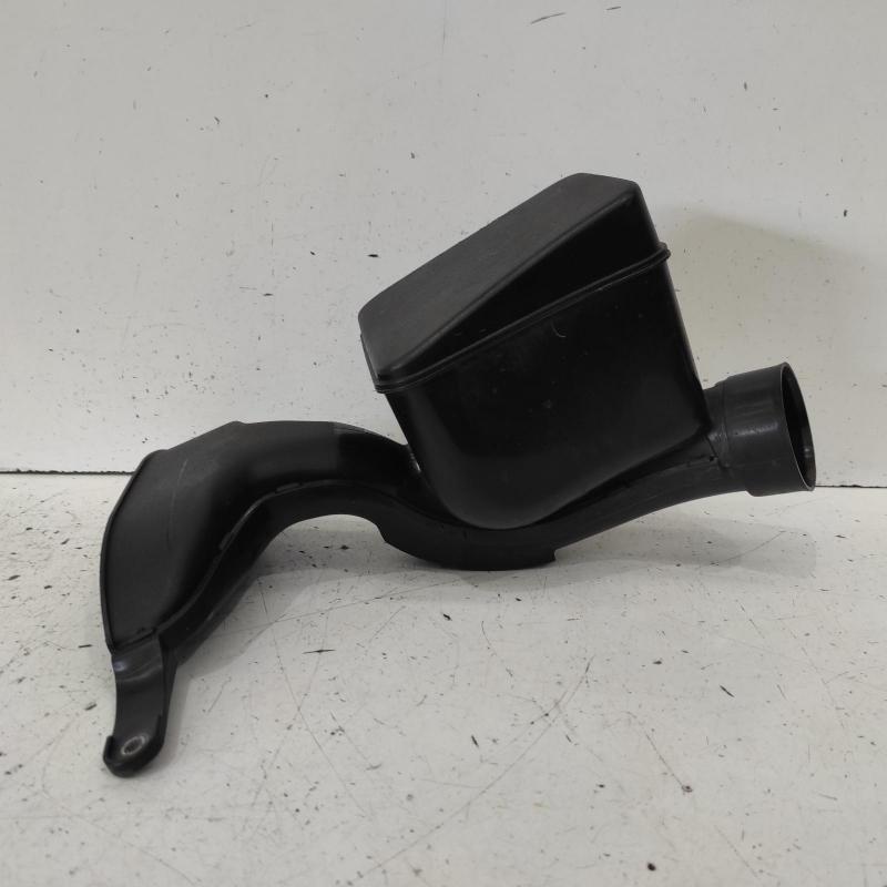 air cleaner duct/hose