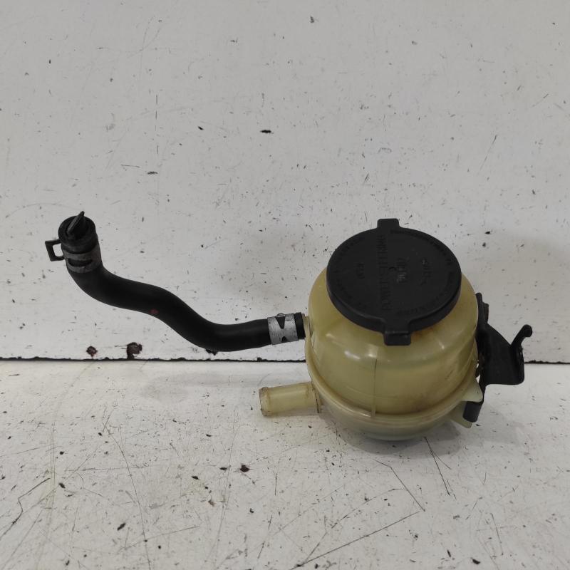 power steering reservoir