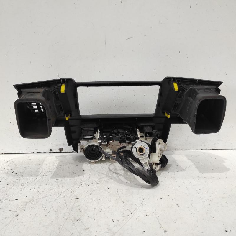 heater/aircon controls