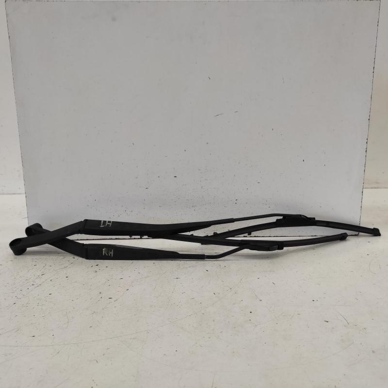 wiper arm