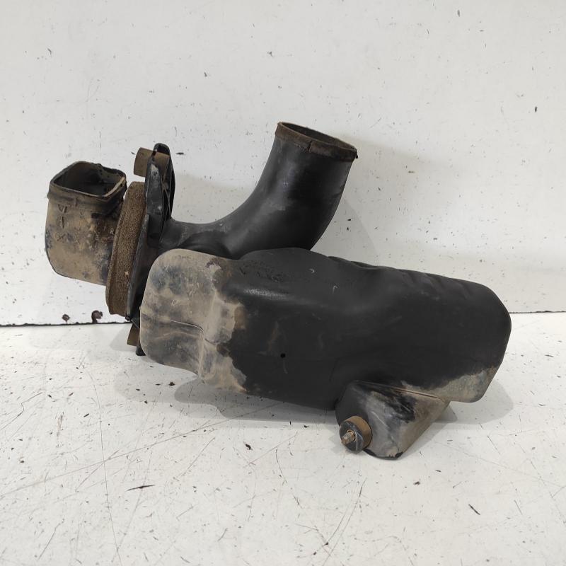 air cleaner duct/hose