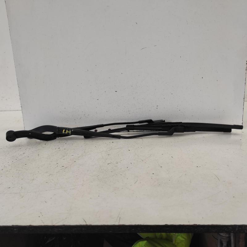 wiper arm