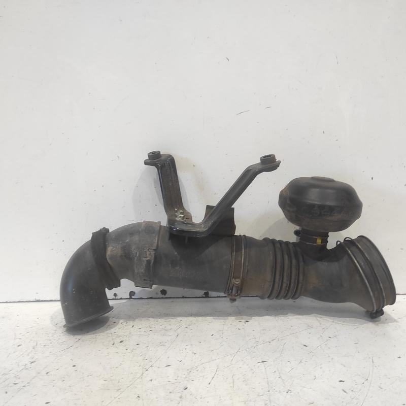 air cleaner duct/hose