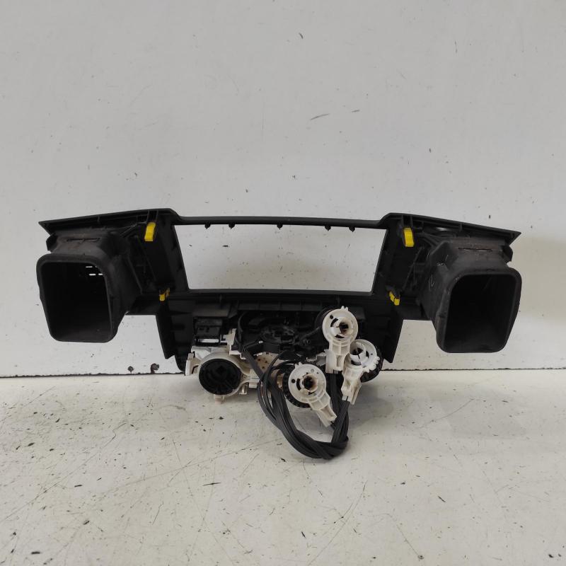 heater/aircon controls