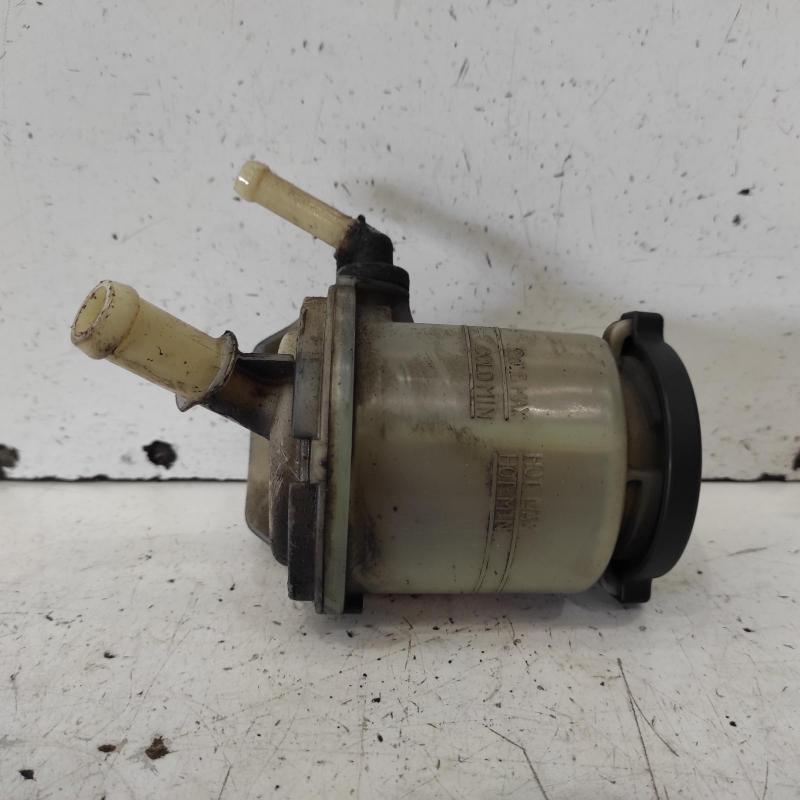 power steering reservoir