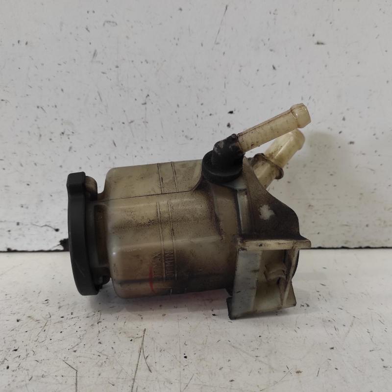 power steering reservoir