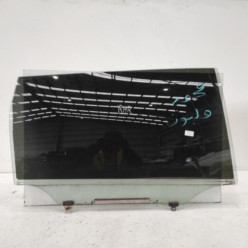 door window rear right