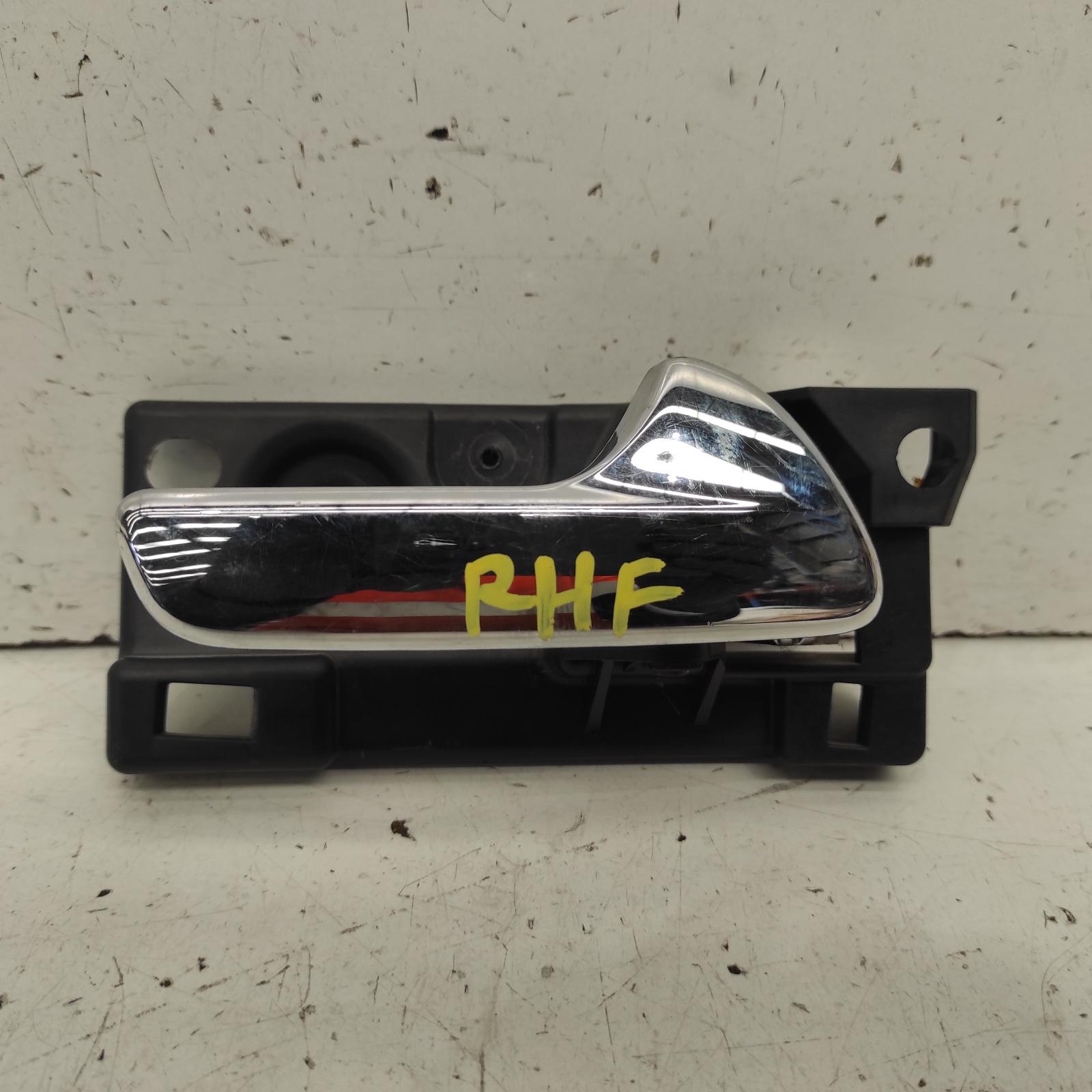 Grandcherokee Door Handle 2011-2022 inner,rh front,wk,01/11-02/22 00021464 #645030