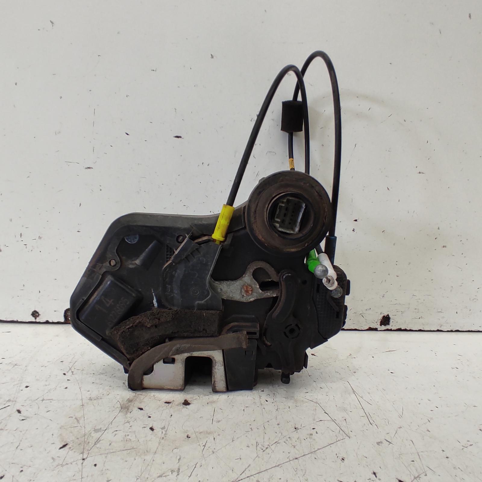Prado Door/boot/gate Lock 2003-2009 left rear door lock,120 series,02/03-10/09 00020493 #645162