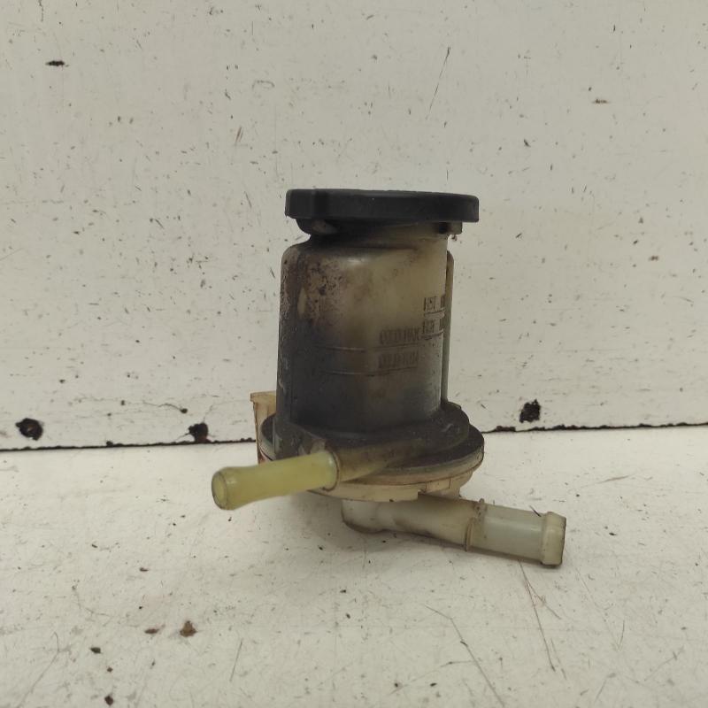 power steering reservoir