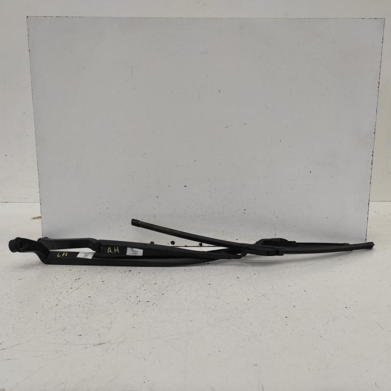 wiper arm