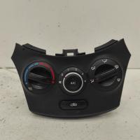 heater/aircon controls