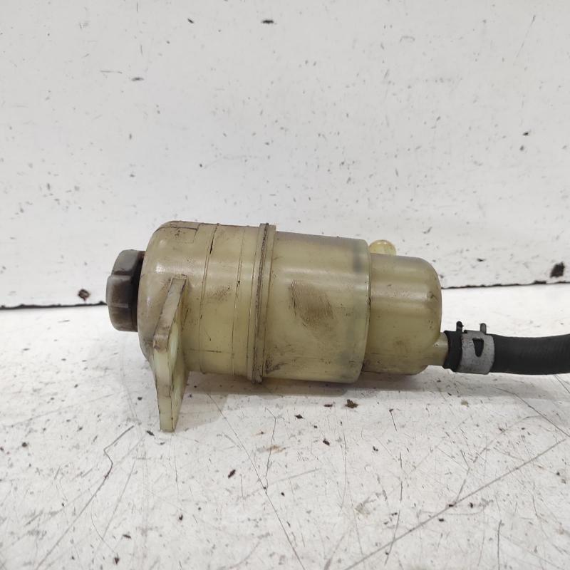 power steering reservoir