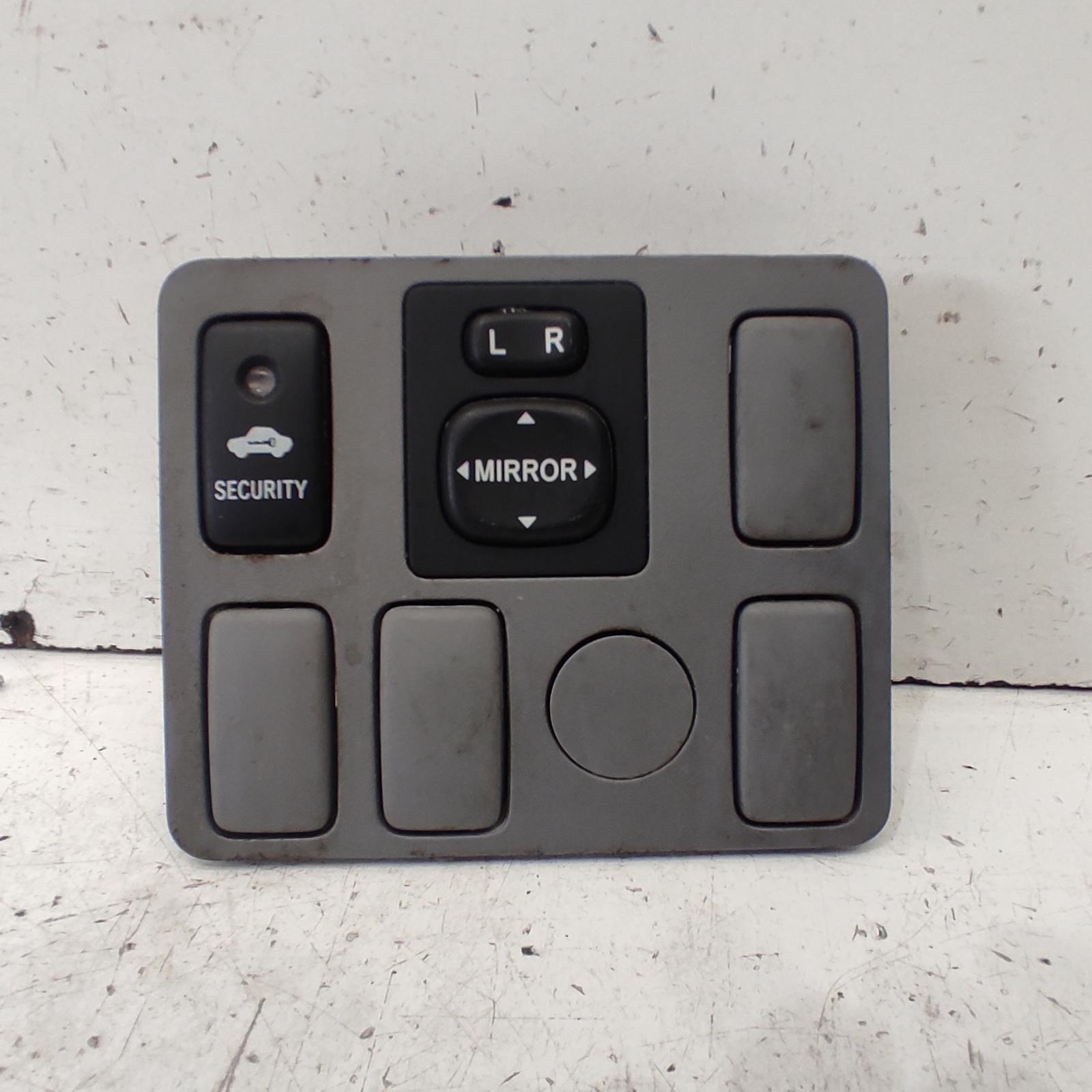 Hilux Miscellaneous Switch Relay 2005-2011 door mirror switch,02/05-06/11 00021488 #646342