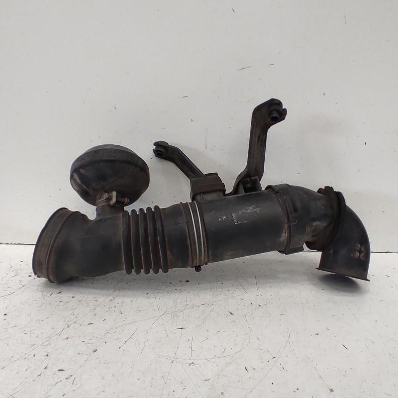 air cleaner duct/hose