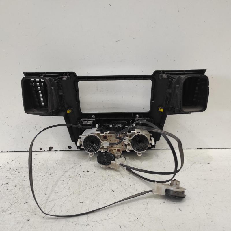 heater/aircon controls