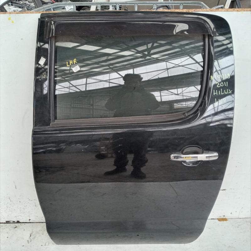 door/sliding rear left