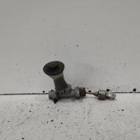 clutch master cylinder