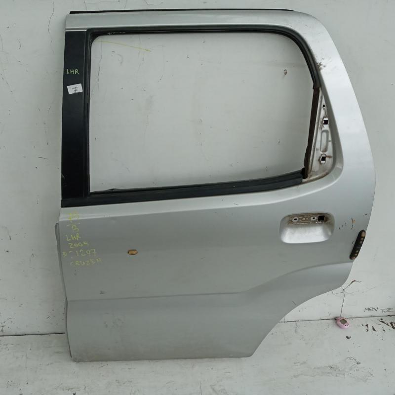 door/sliding rear left