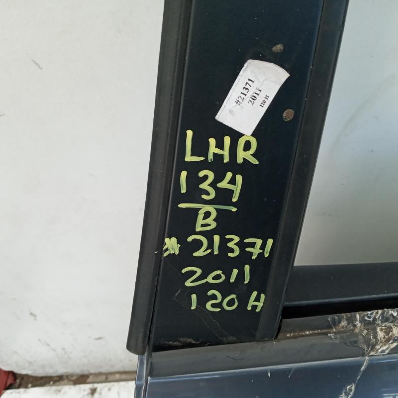 door/sliding rear left