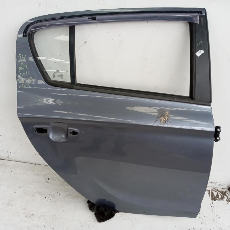 door/sliding rear right