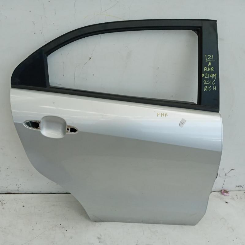 door/sliding rear right