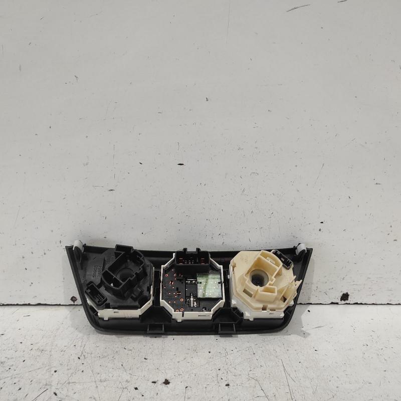 heater/aircon controls