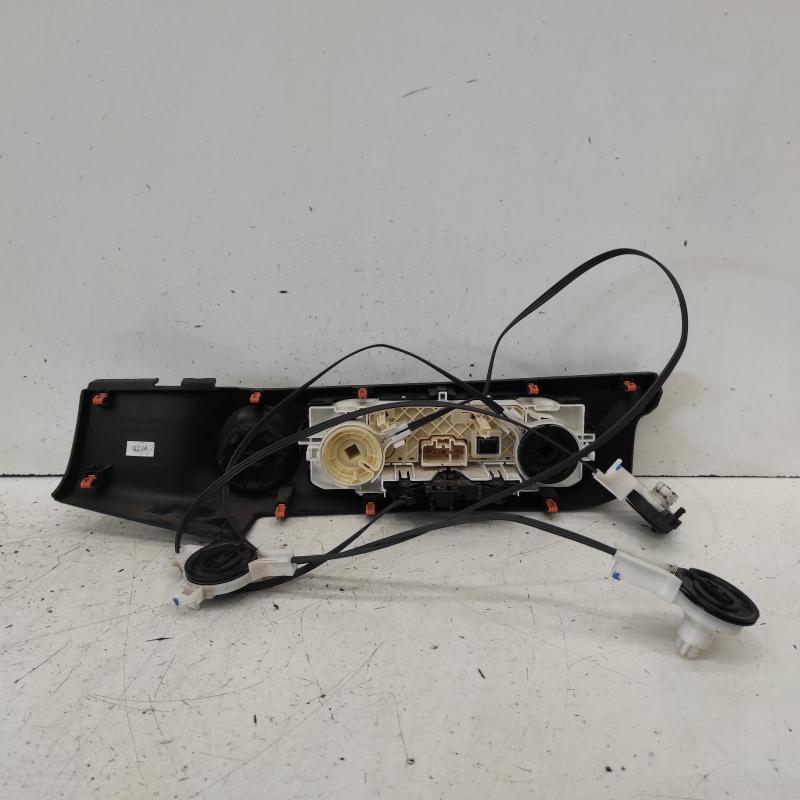 heater/aircon controls