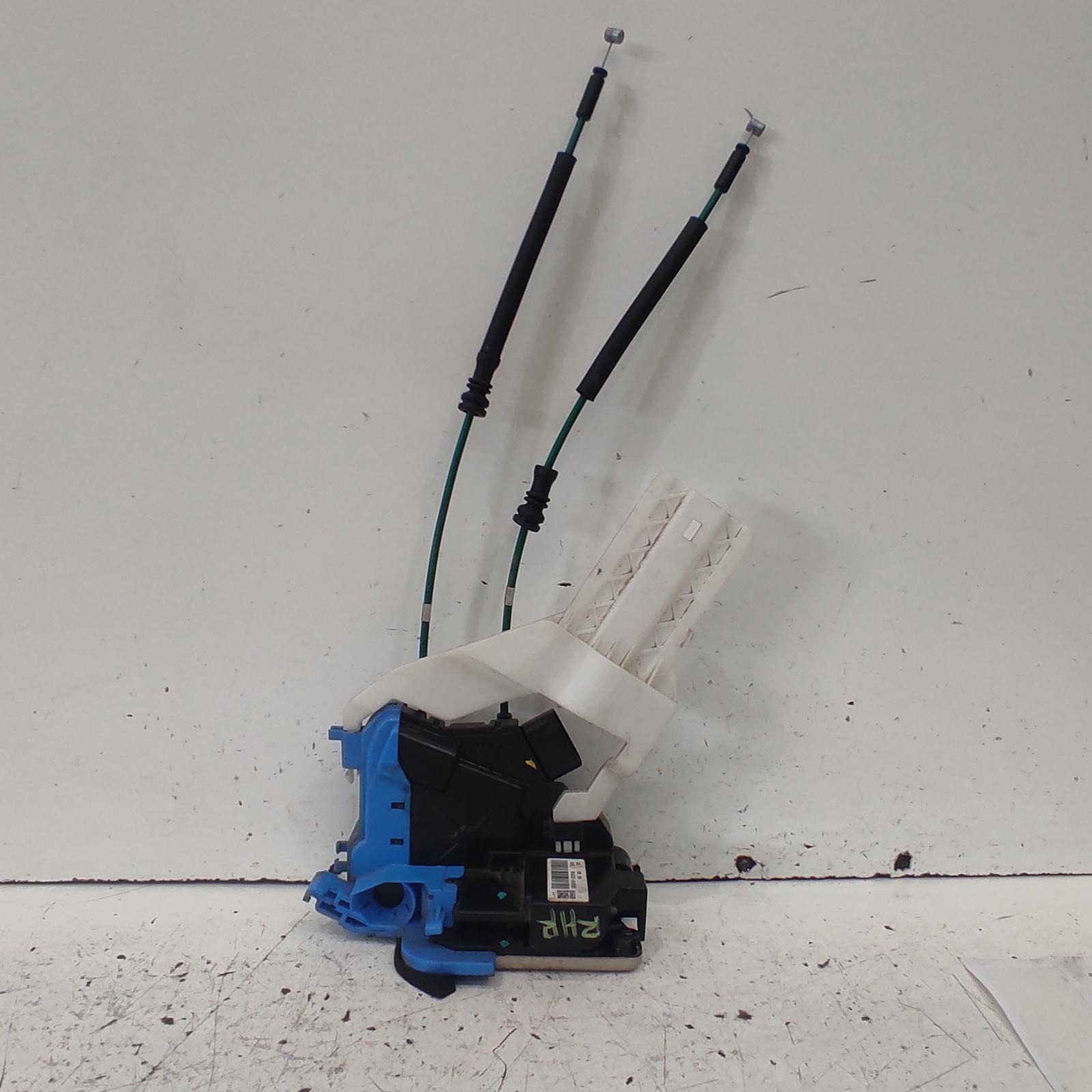 I30 Door/boot/gate Lock 2012-2017 right rear door lock,gd,5dr hatch,standard handle type,03/12-02/17 00021509 #647546