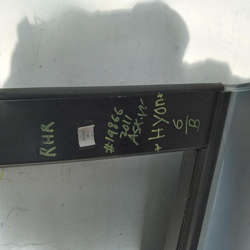 door/sliding rear right