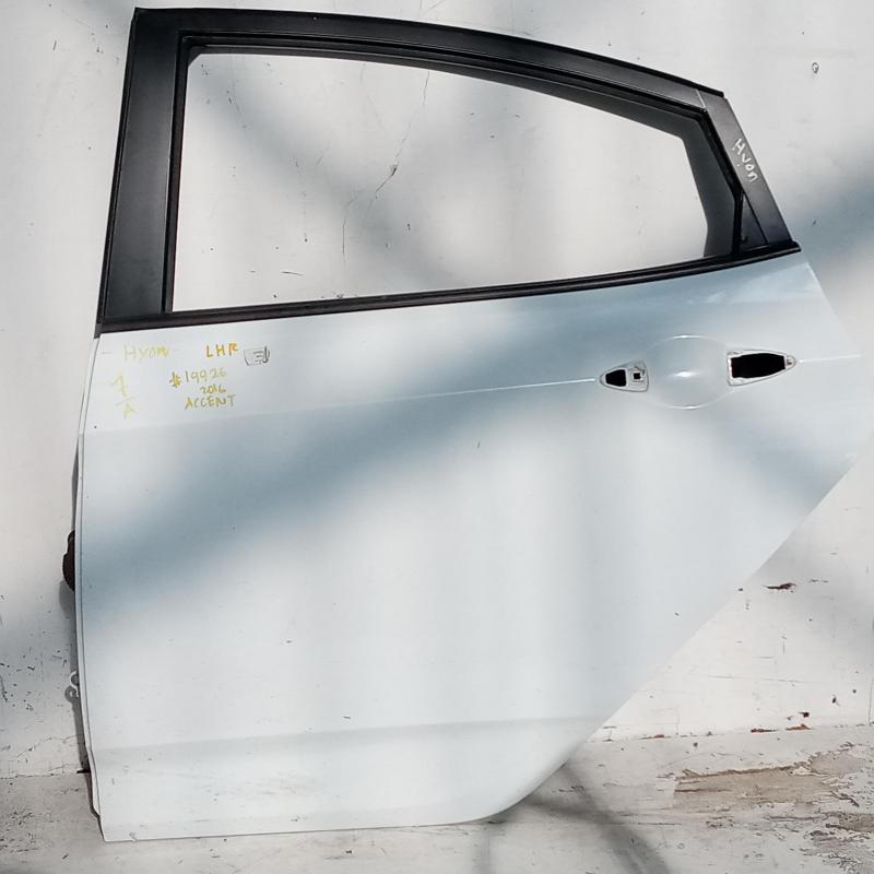 door/sliding rear left