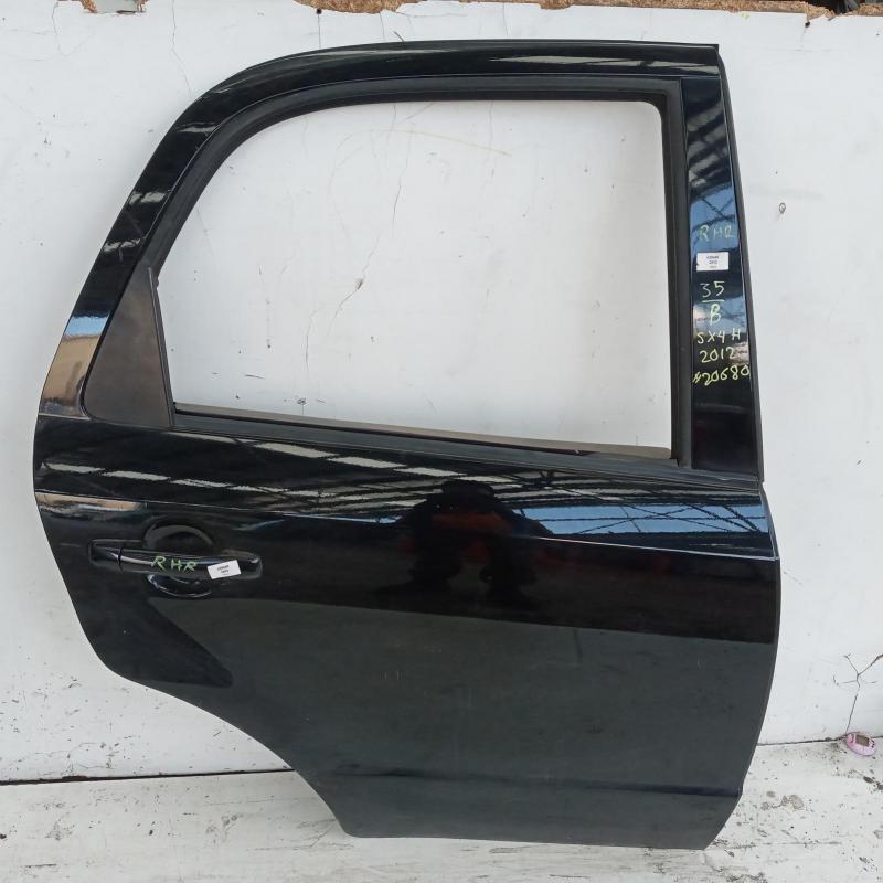 door/sliding rear right