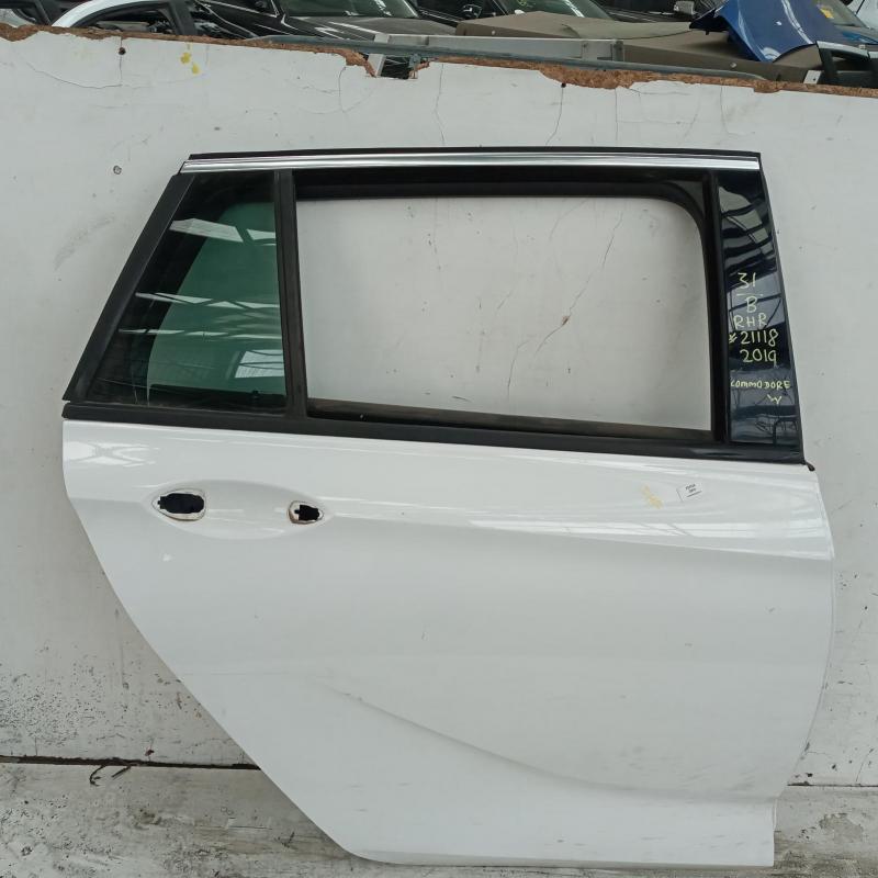 door/sliding rear right