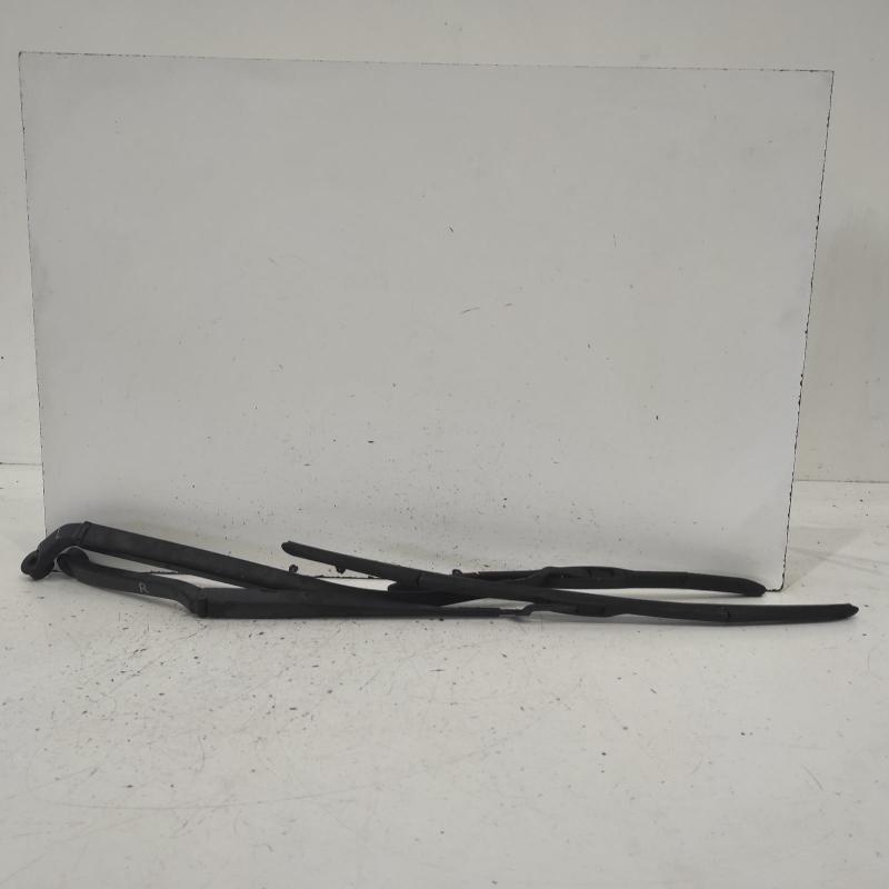 wiper arm