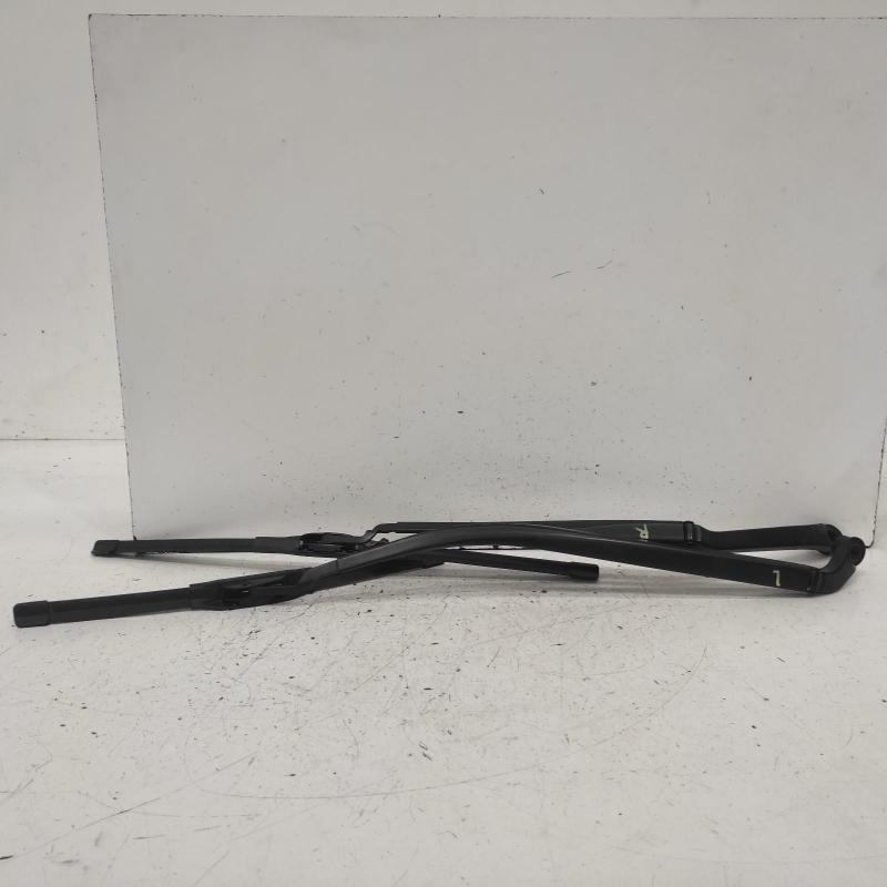 wiper arm