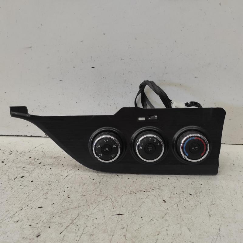 heater/aircon controls