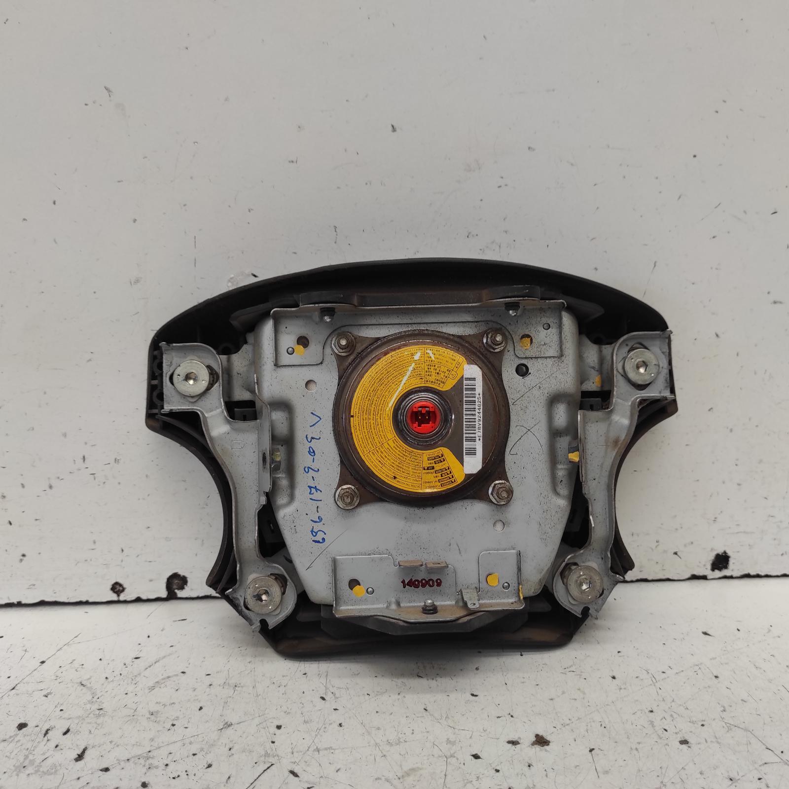 Hilux Airbag Right 2005-2011 steering wheel,black,non audio control type,02/05-06/11 00021058 #649059