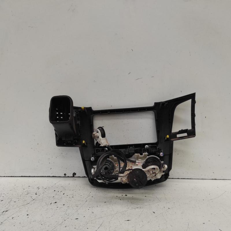 heater/aircon controls