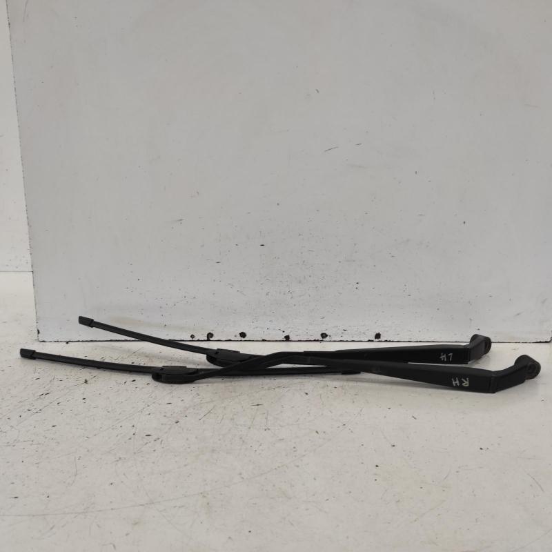 wiper arm