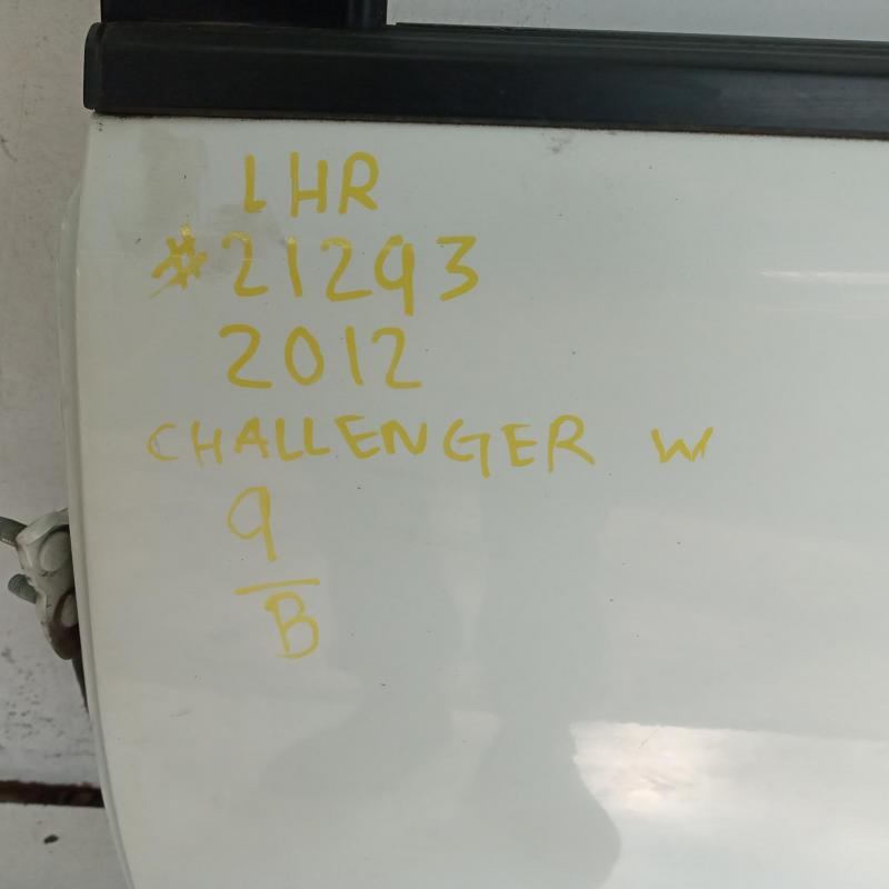 door/sliding rear left